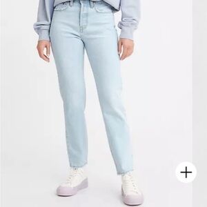 FP/Levi’s Wedgie Straight Boyfriend Jeans: Light Wash Size 30 NWT